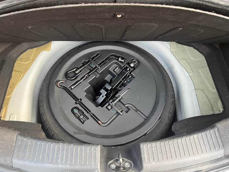 GEELY Emgrand Classic 2014 car image #23