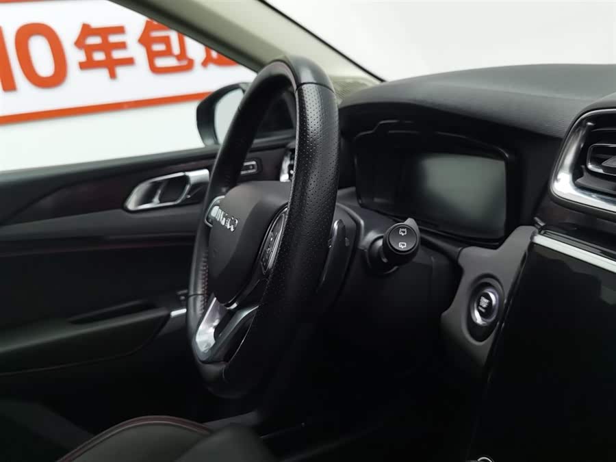Lynk & Co 02 2019 car image #23