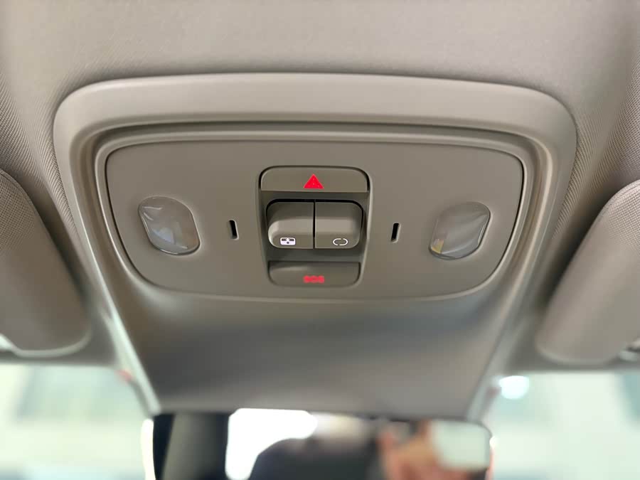 Leapmotor C16 2024 car image #23
