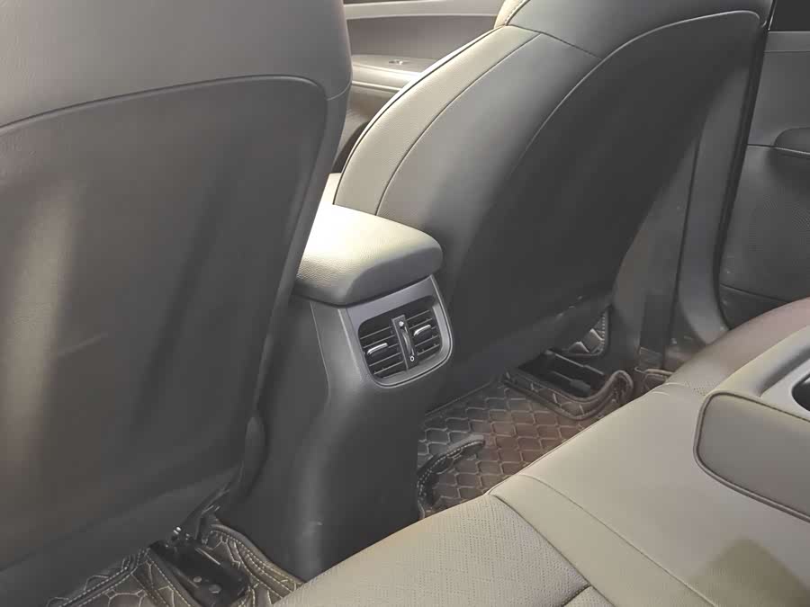 Kia K3 2020 imagen de coche #23