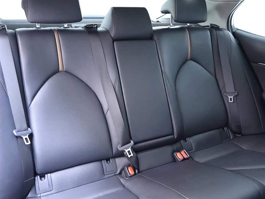 Toyota Camry 2022 car image #23