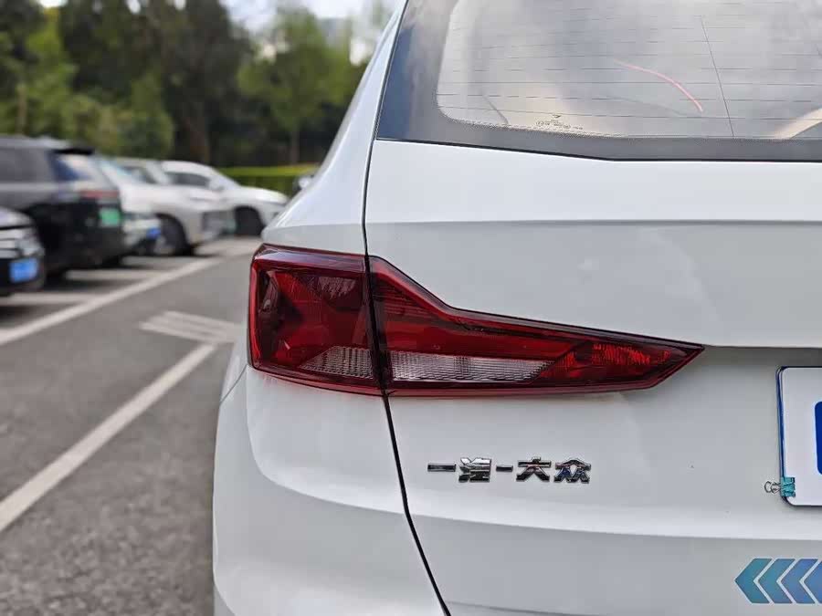 Jetta VS5 2021 imagen de coche #23