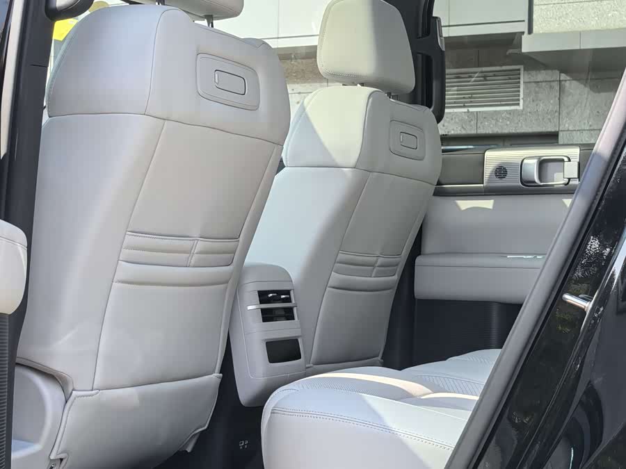 FangChengBao Tiger 7 2025 immagine di auto #23