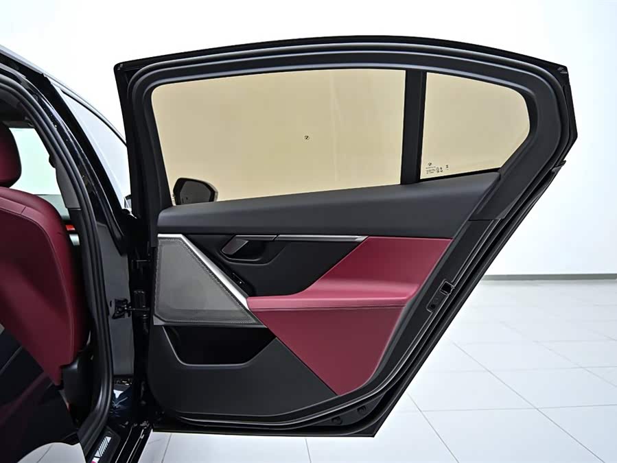 BMW 5 Series 2025 car image #23