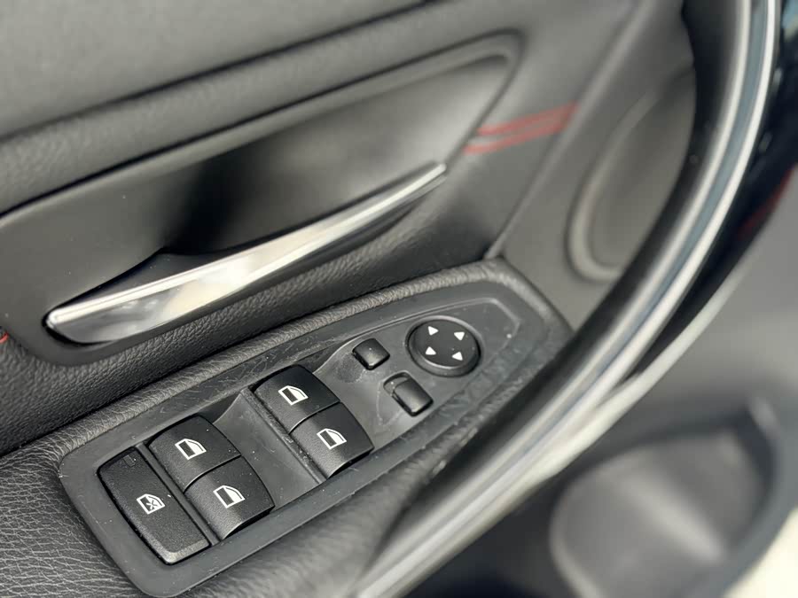 BMW 3 Series (Imported) 2012 immagine di auto #23