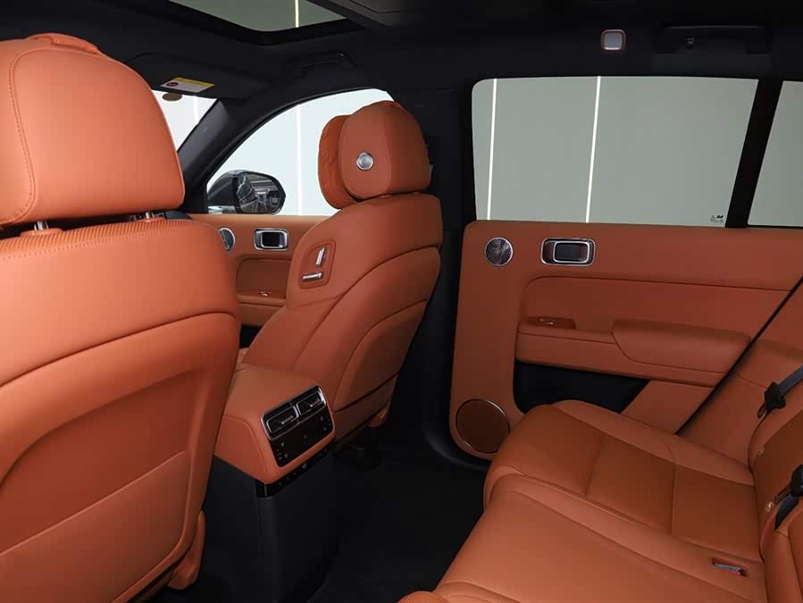 Li L7 2025 immagine di auto #23