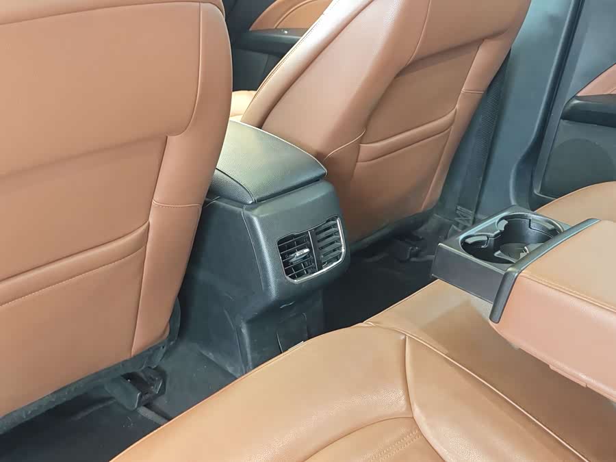 Ford Mondeo 2018 imagem de carro #23