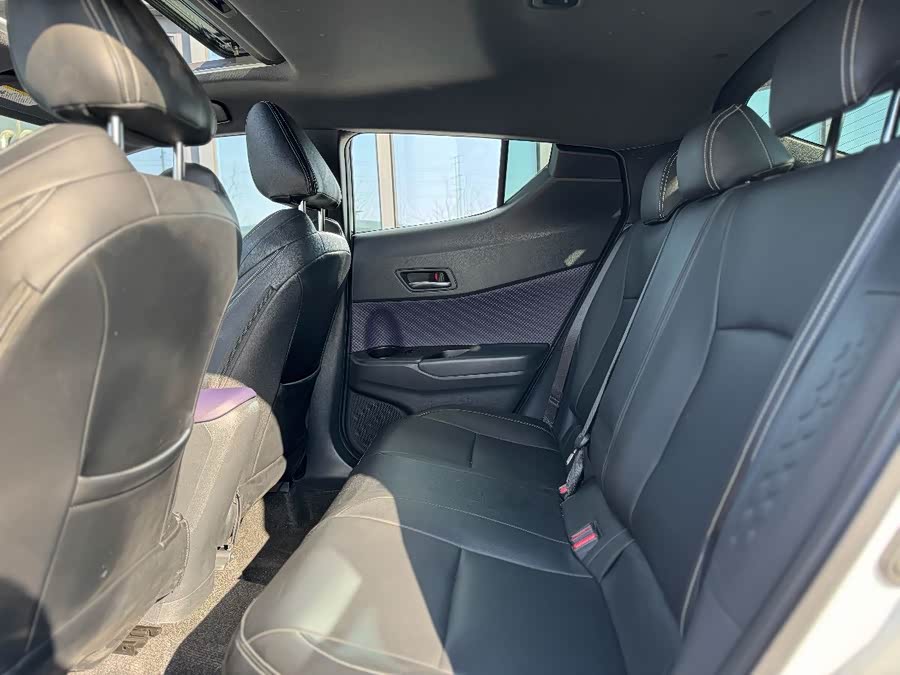 Toyota Izoa 2020 car image #23