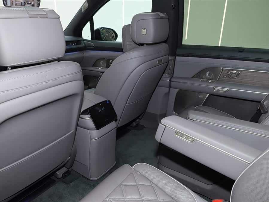 蔚来 蔚来ES8 2025 汽车图片 #23