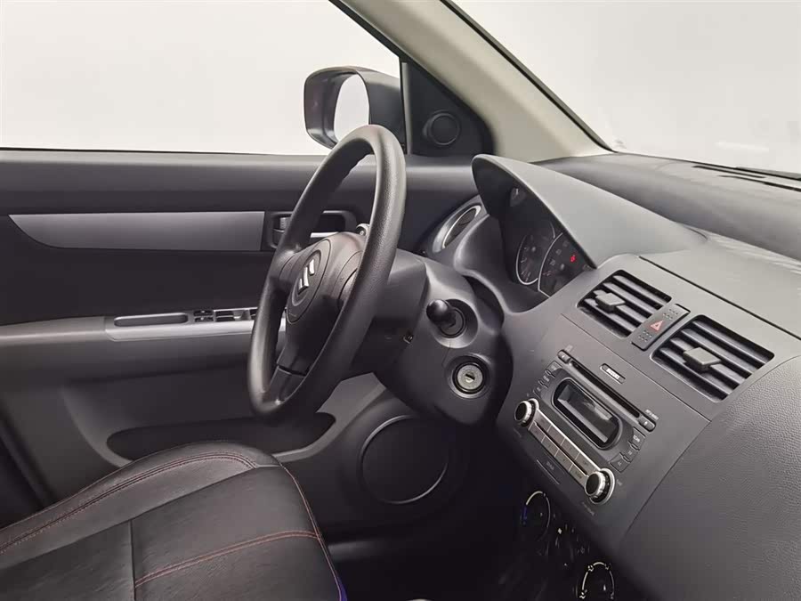 Suzuki Swift 2017 car image #23