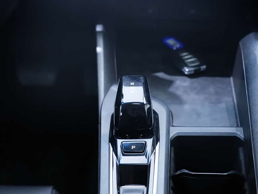 GEELY Binray 2024 car image #23