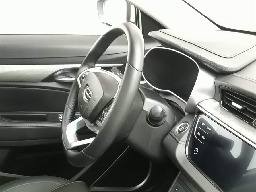 GEELY Emgrand 2019 car image #23