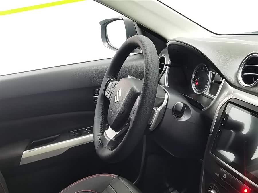 铃木 维特拉 2016 汽车图片 #23