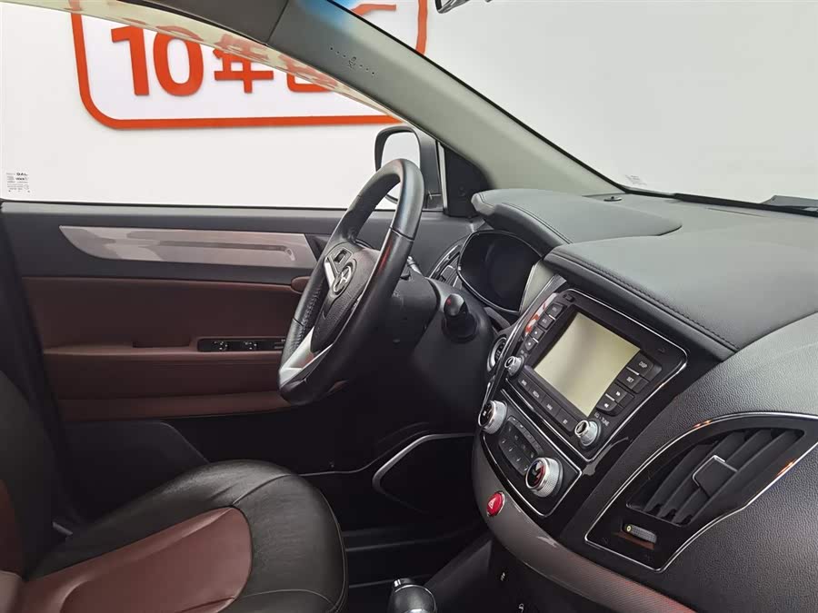 JAC 2015 imagem de carro #23