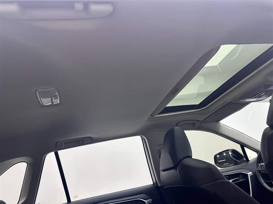 Toyota RAV4 2020 car image #23