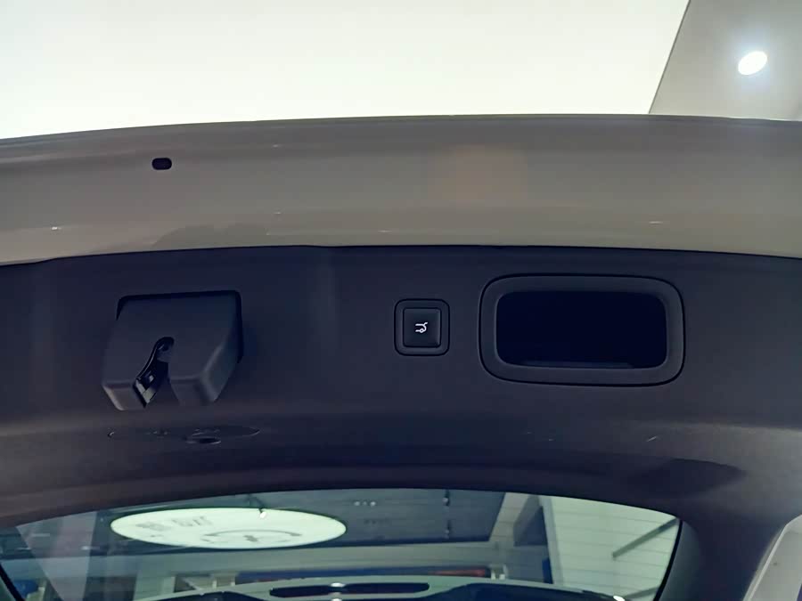 零跑汽车 零跑B10 2025 汽车图片 #23