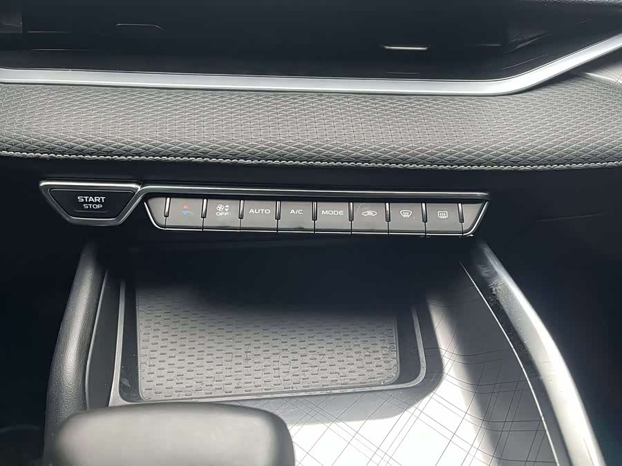 GEELY Preface 2021 image de voiture #23