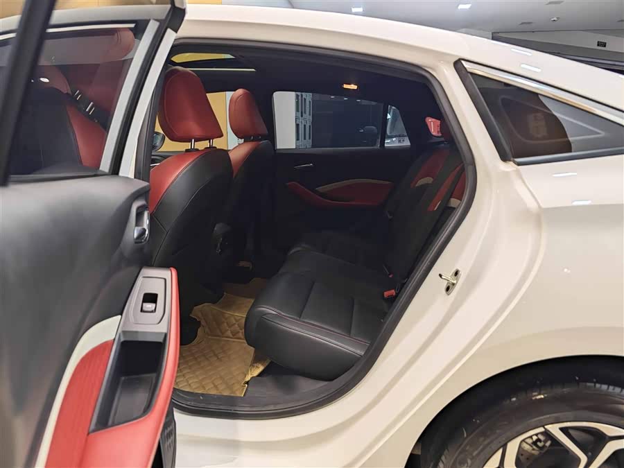 MG 5 2023 immagine di auto #23
