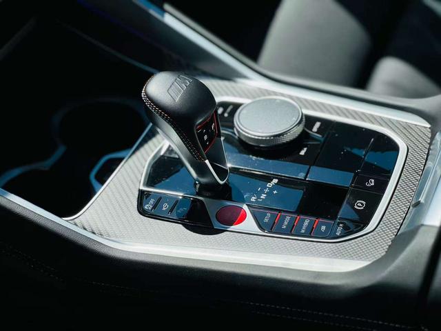 BMW XM 2025 car image #23