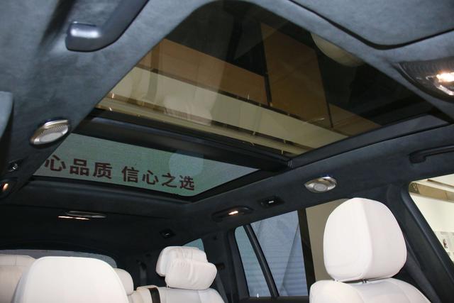 Mercedes-Benz GLS AMG 2024 car image #23