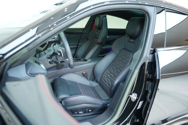 Audi RS e-tron GT 2023 car image #23