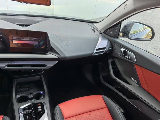 BMW 2 Series 2025 #23 BMW 2 Series 2025 car image #23