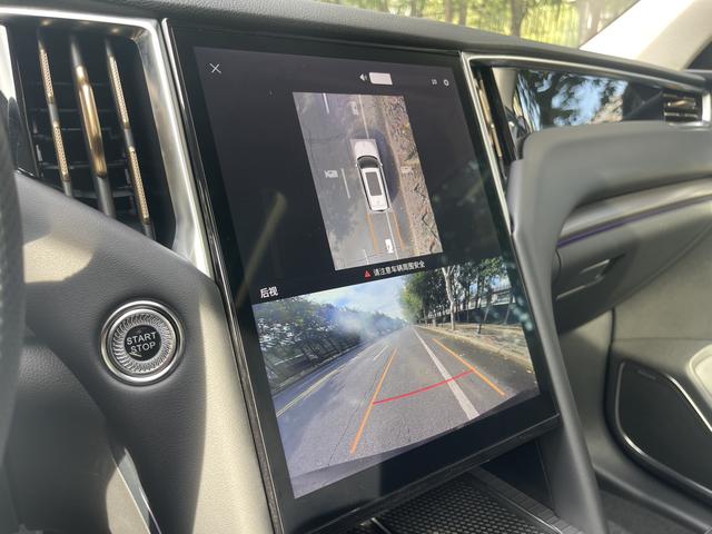 HongQi HS7 PHEV 2024 immagine di auto #23