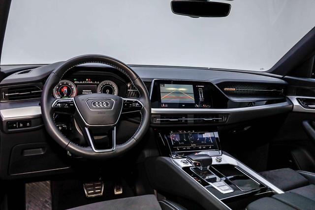 Audi Q6 2024 immagine di auto #23