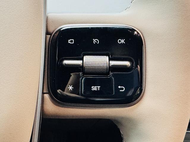 理想汽车 理想i6 2025 汽车图片 #23