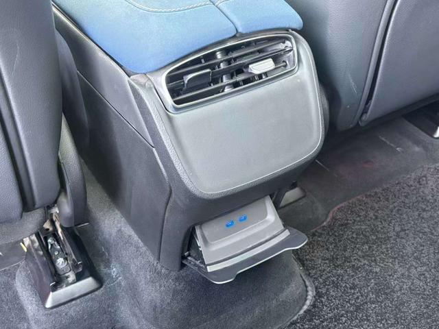 Mercedes-Benz EQS SUV 2023 car image #23