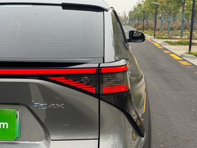 丰田 铂智4X 2024 汽车图片 #23