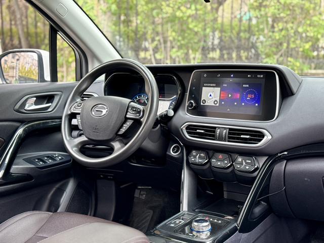 GAC ix4 2019 صورة سيارة #23