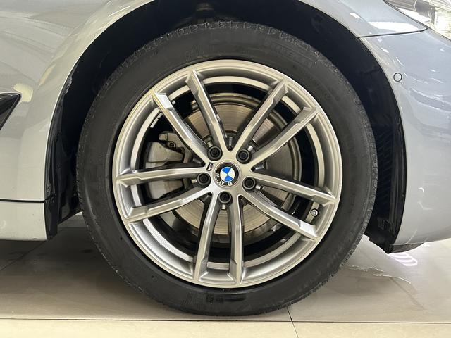 BMW 5 Series (Imported) 2020 car image #23