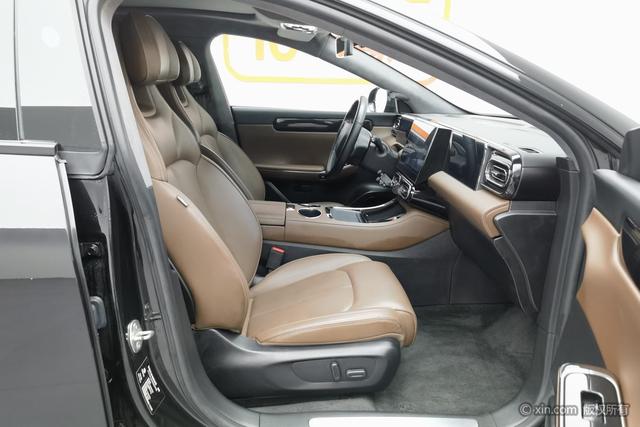 零跑汽车 零跑C01 2022 汽车图片 #23