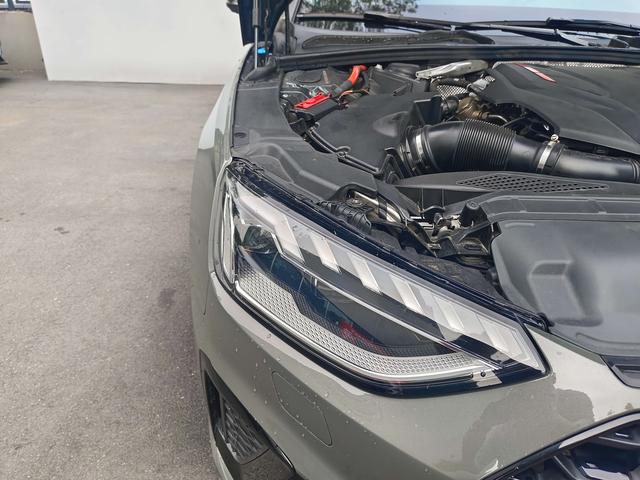 Audi S4 2023 صورة سيارة #23