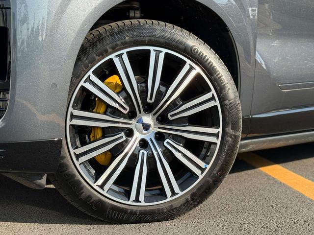 Denza N9 2025 #23 Denza N9 2025 car image #23