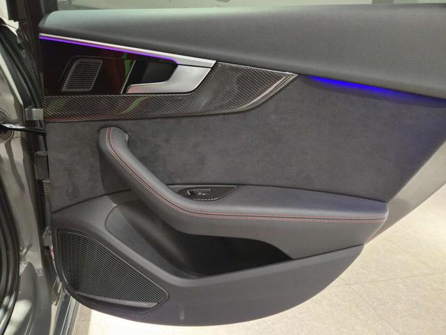 Audi S4 2023 صورة سيارة #23