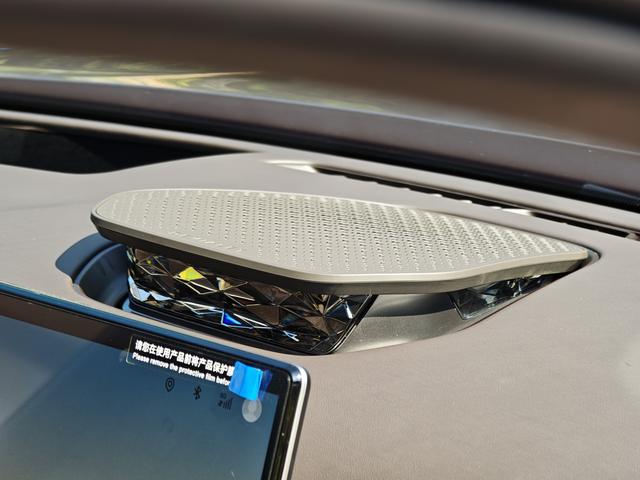 Denza N9 2025 #23 Denza N9 2025 car image #23