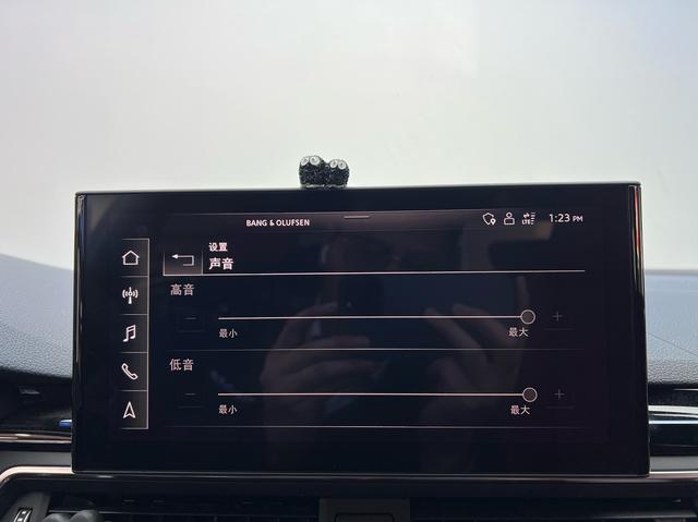 Audi S4 2023 car image #23