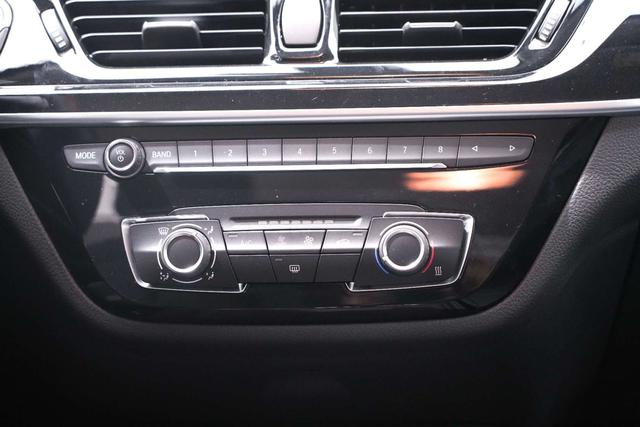 BMW 1 Series 2022 #23 BMW 1 Series 2022 car image #23