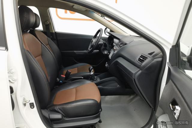 起亚 起亚K2 2013 汽车图片 #23