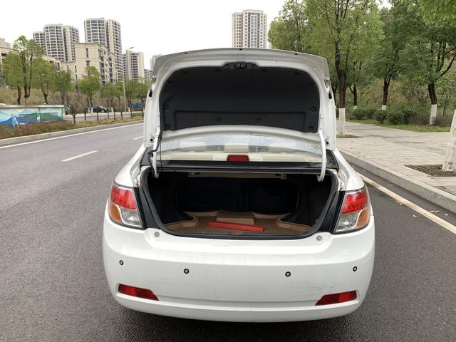 GEELY GC7 2013 car image #23