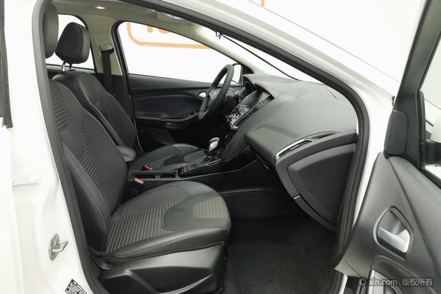 Ford Focus 2015 car image #23