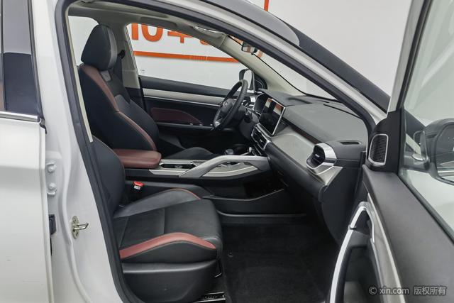 GEELY 2022 car image #23