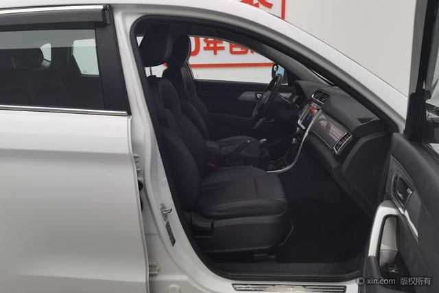 Haval H2 2015 immagine di auto #23