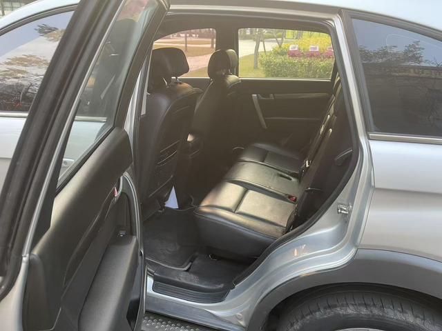 Chevrolet Captiva (Imported) 2011 car image #23