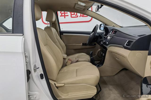 Great Wall C30 2014 imagem de carro #23