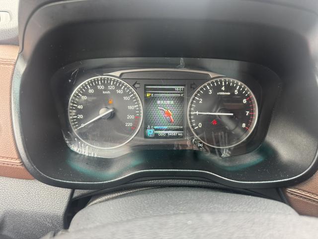 SWM斯威汽车 SWM斯威X7 2018 #23 SWM斯威汽车 SWM斯威X7 2018 汽车图片 #23