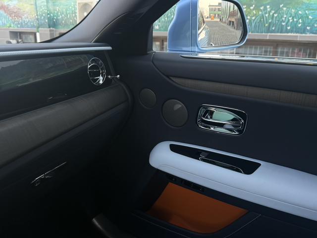 劳斯莱斯 古思特 2023 汽车图片 #23