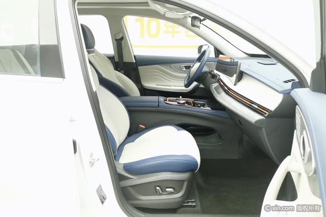 Exceed 2023 immagine di auto #23